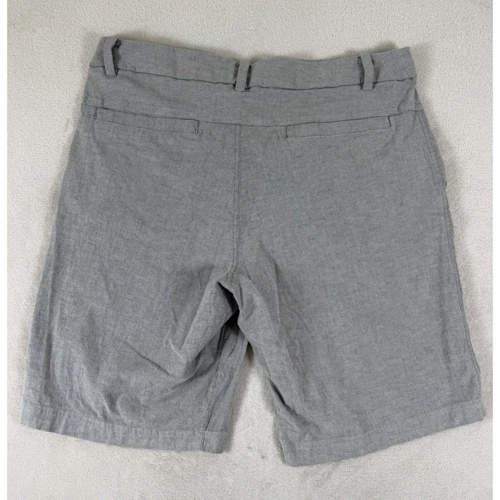 Lululemon Commission Shorts Men's 38 Gray Casual Performance Shorts